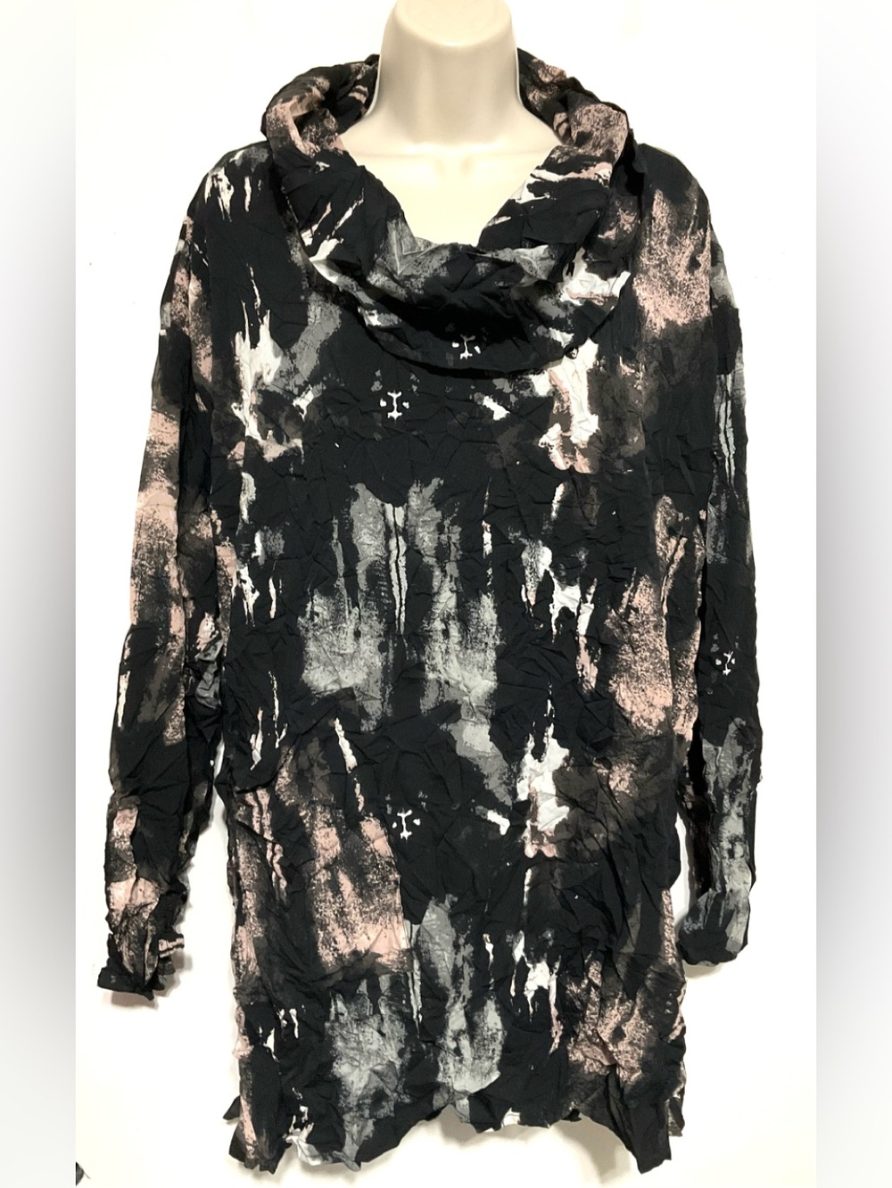 Comfy USA Black Abstract-Print Cowlneck Tunic with Blush and Gray